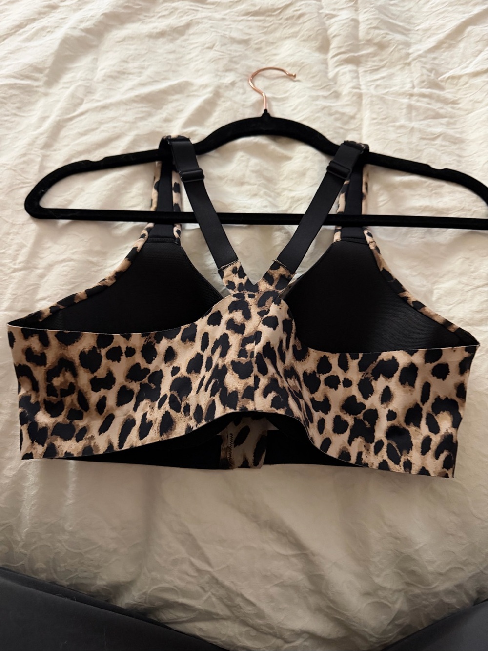 Victoria's Secret Leopard-Print Front-Zip Sports Bra - Beige & Black - Picture 2 of 8